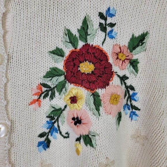 EMBROIDERED Grandma Knit Cardigan Floral Butterfly L Haband Vintage - Picture 4 of 16